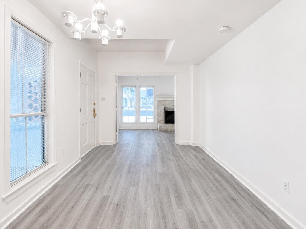 2529 Rio Grande Street - Photo 4