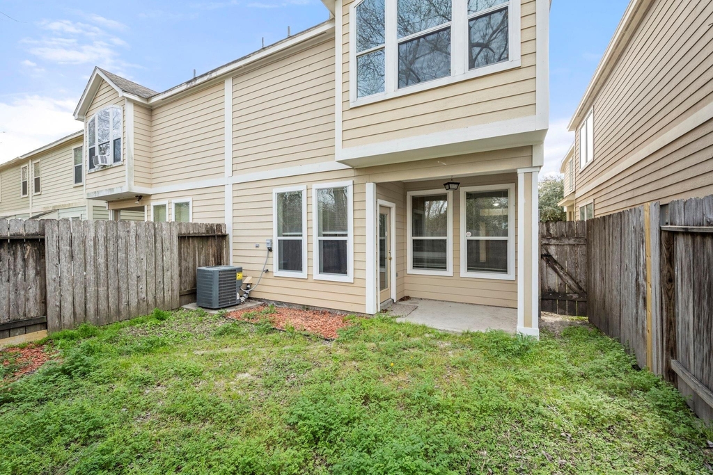 16546 Pentonshire Lane - Photo 25
