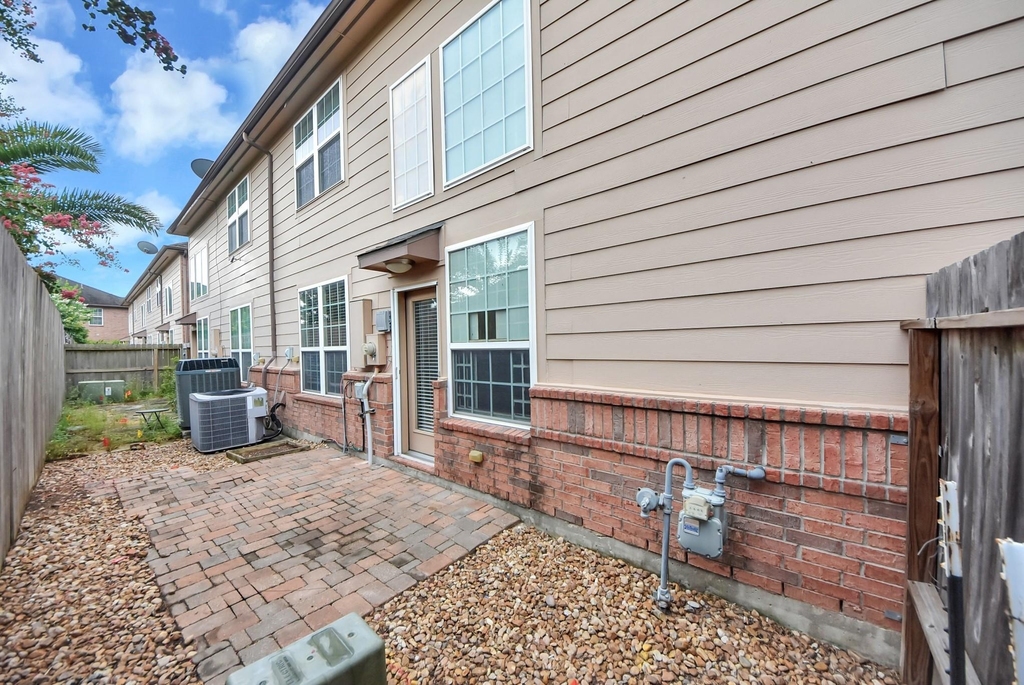 1251 Glenwood Canyon Lane - Photo 28