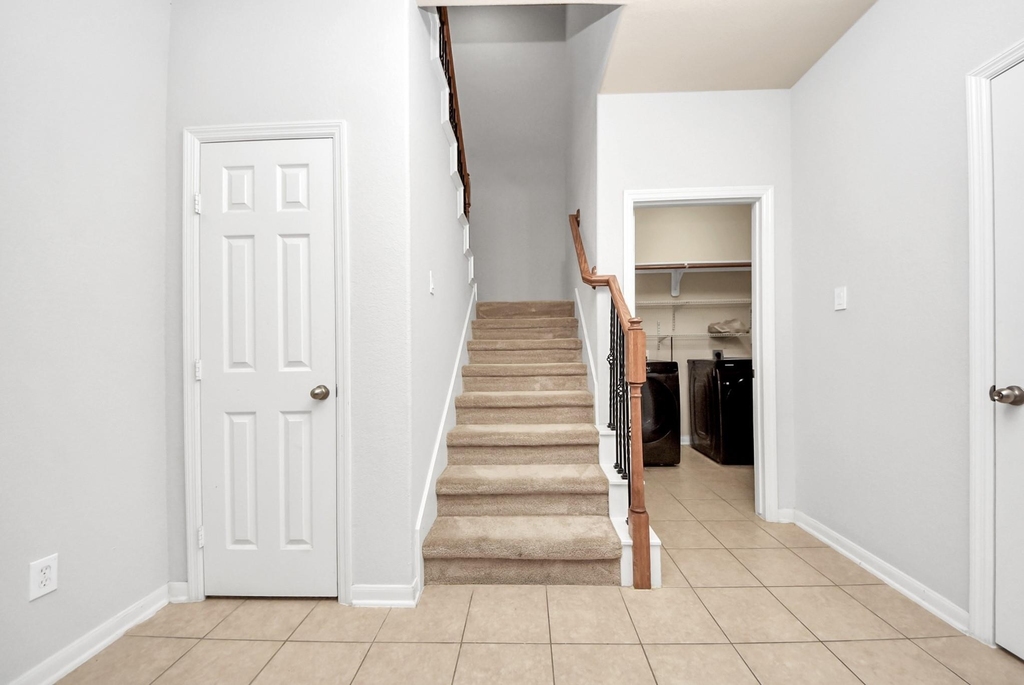 1251 Glenwood Canyon Lane - Photo 14