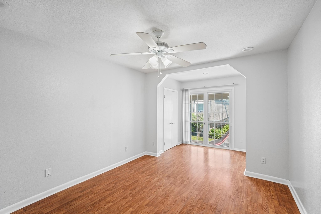 12633 Memorial Drive - Photo 8
