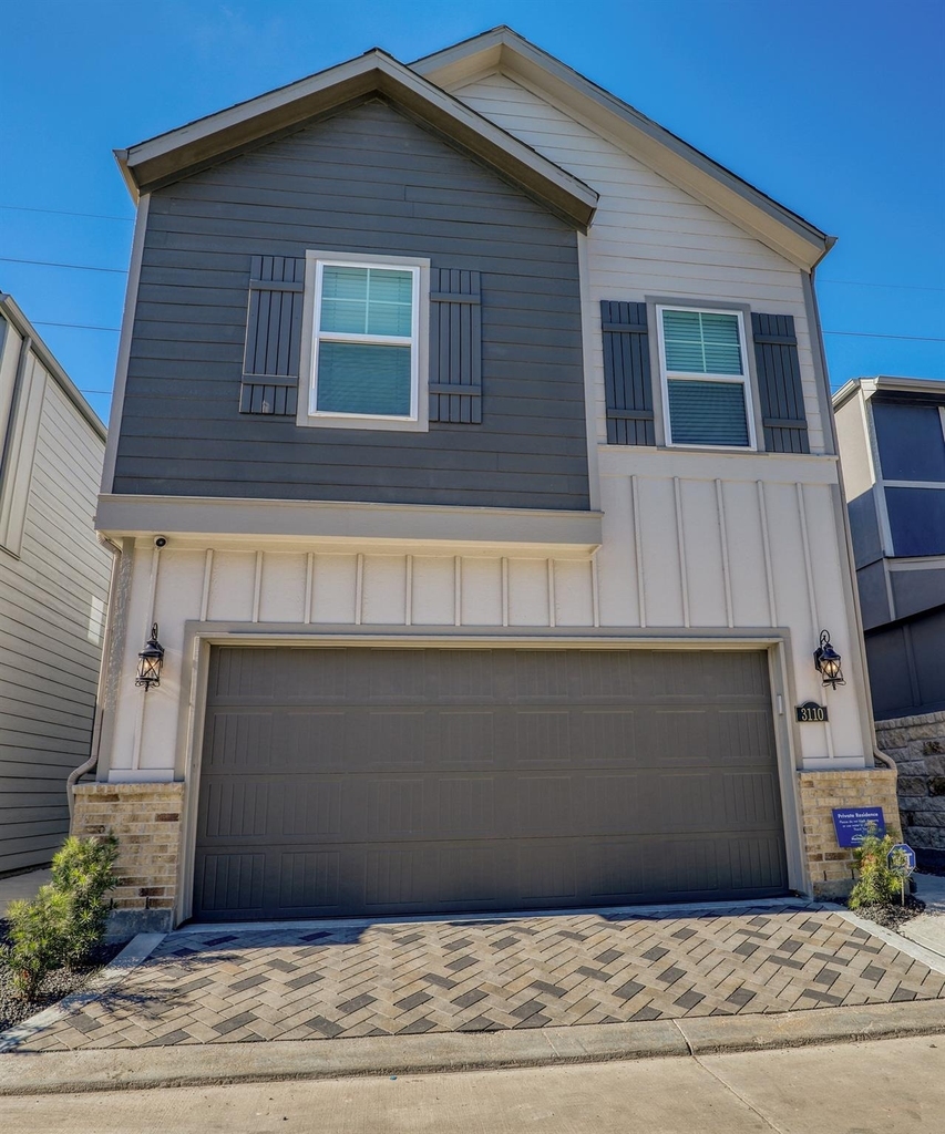 3110 Moontide Lane - Photo 0