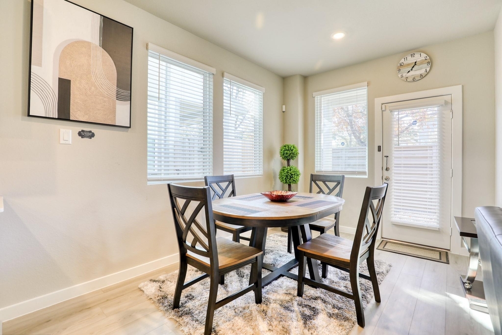 3110 Moontide Lane - Photo 7