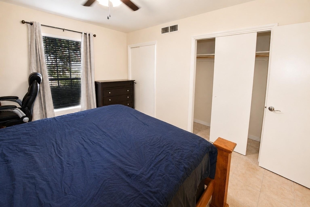 2601 Bellefontaine Street - Photo 2