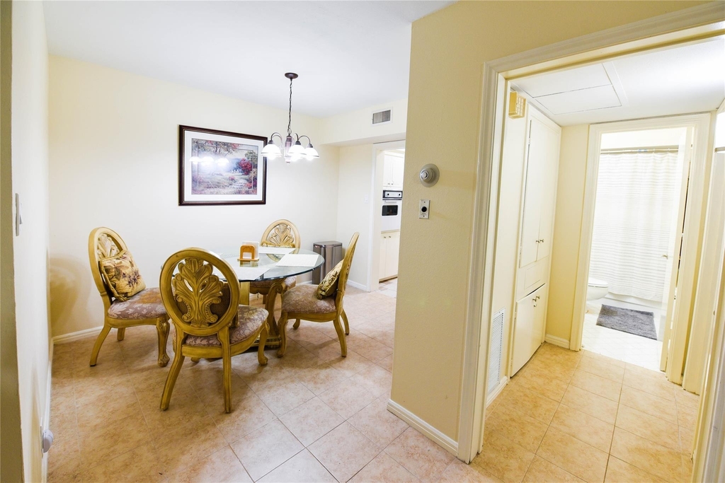 2601 Bellefontaine Street - Photo 4