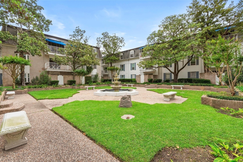 2601 Bellefontaine Street - Photo 14