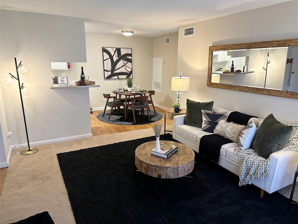 10601 Sabo Road - Photo 7