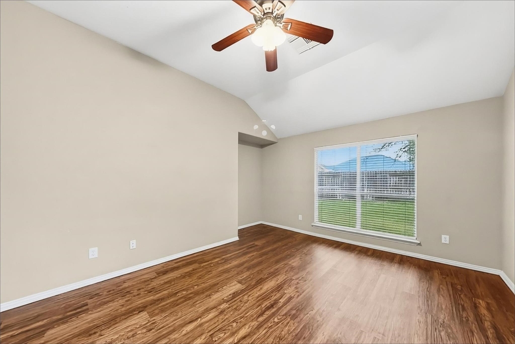 2918 Meridian Bay Lane - Photo 7