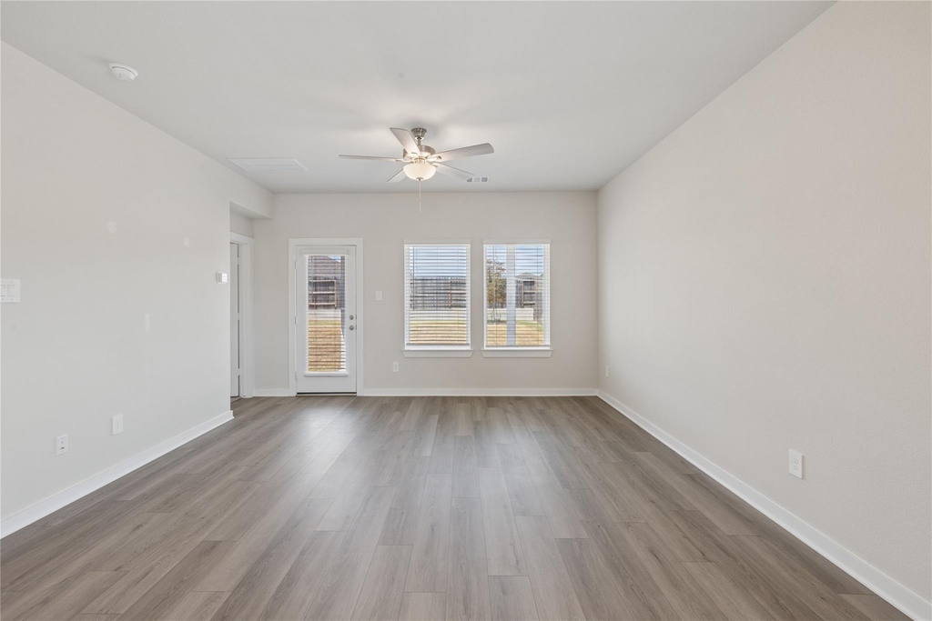 1722 Cayden Oak - Photo 5