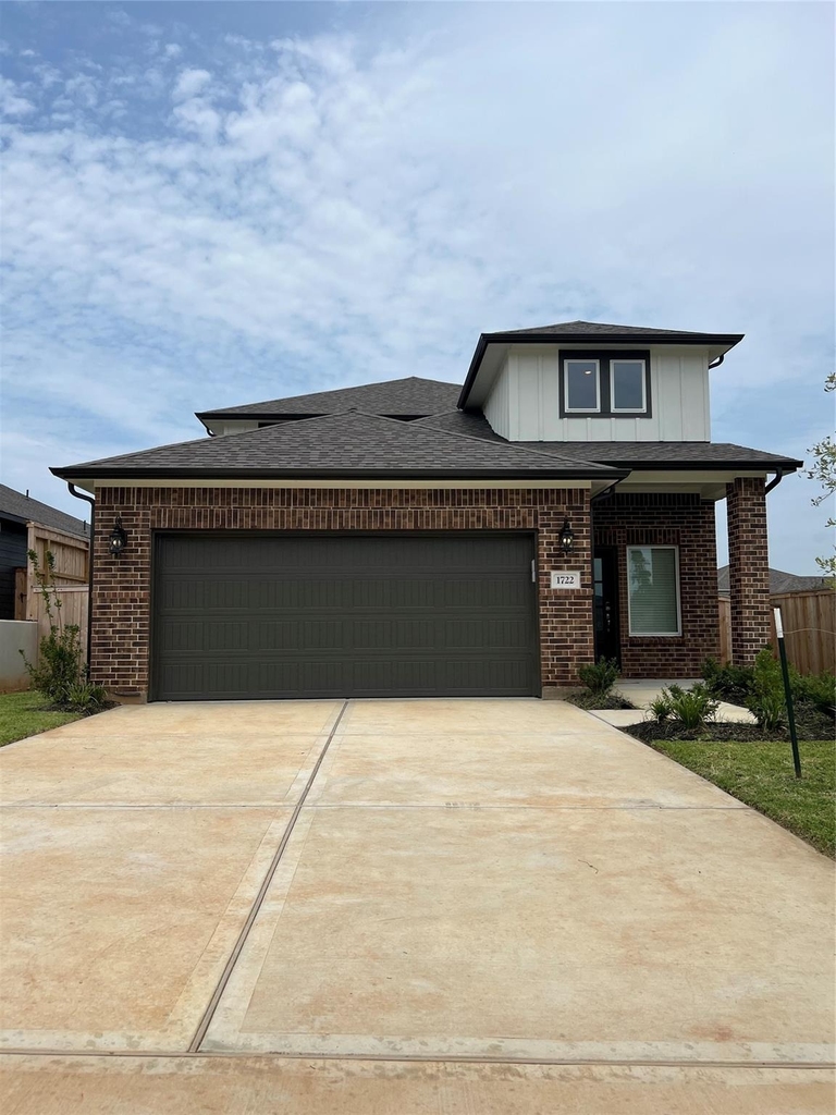 1722 Cayden Oak - Photo 0