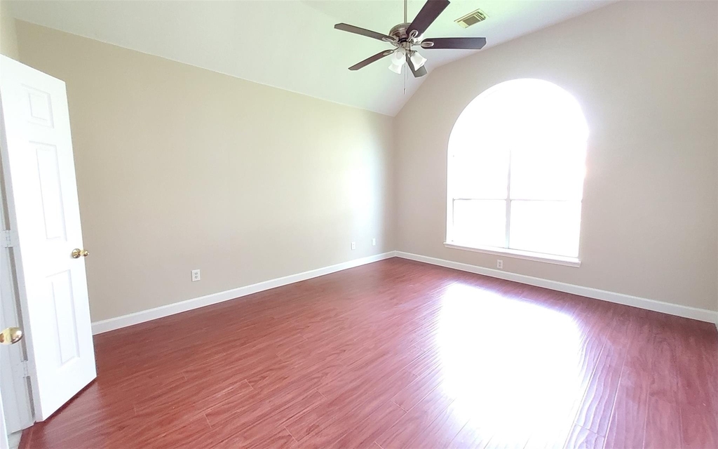 2707 Sun Beam Court - Photo 9