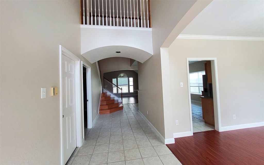 2707 Sun Beam Court - Photo 1