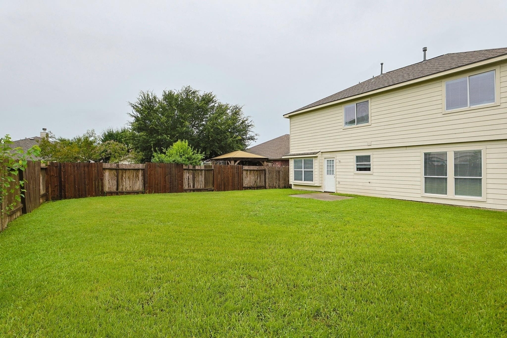 5007 Creekbridge Court - Photo 36