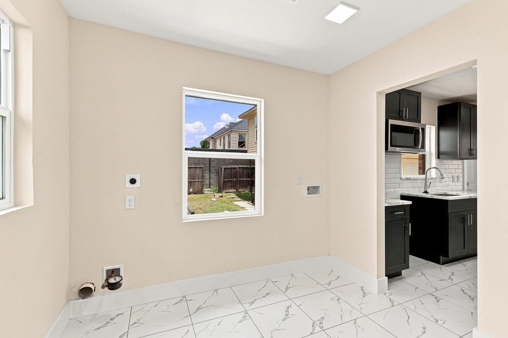 1825 Rosedale Street - Photo 5