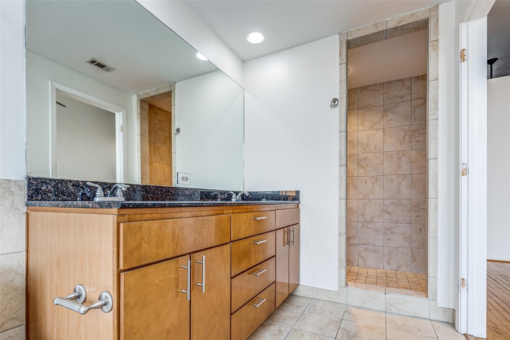 1312 Live Oak Street - Photo 13