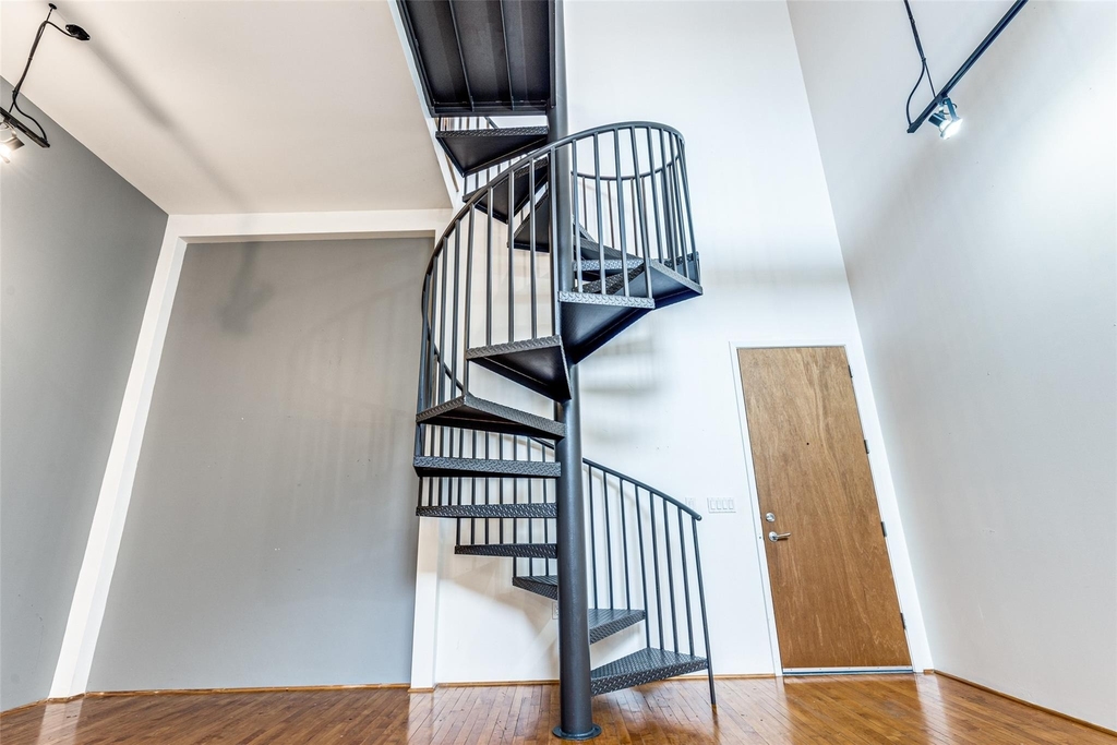 1312 Live Oak Street - Photo 17