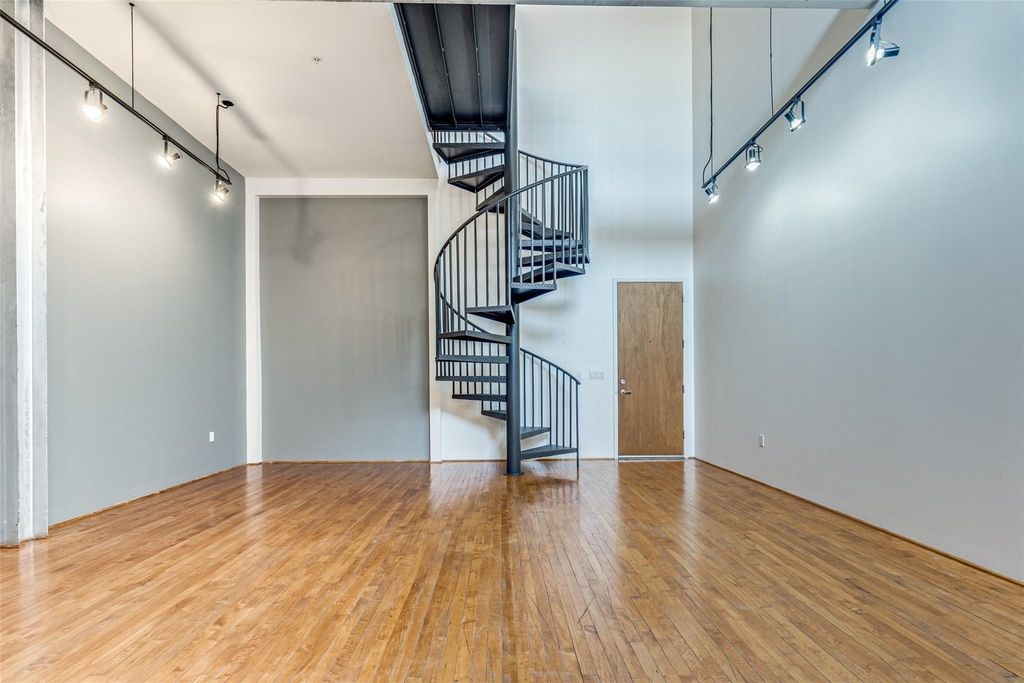 1312 Live Oak Street - Photo 4
