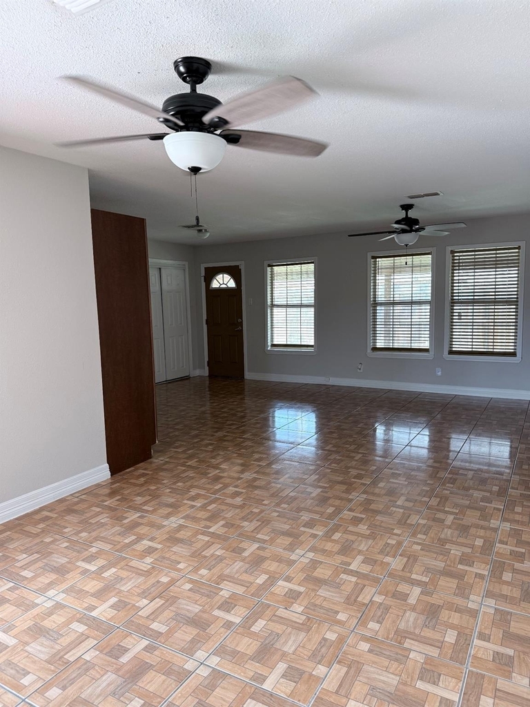 909 Rittenhouse Street - Photo 3