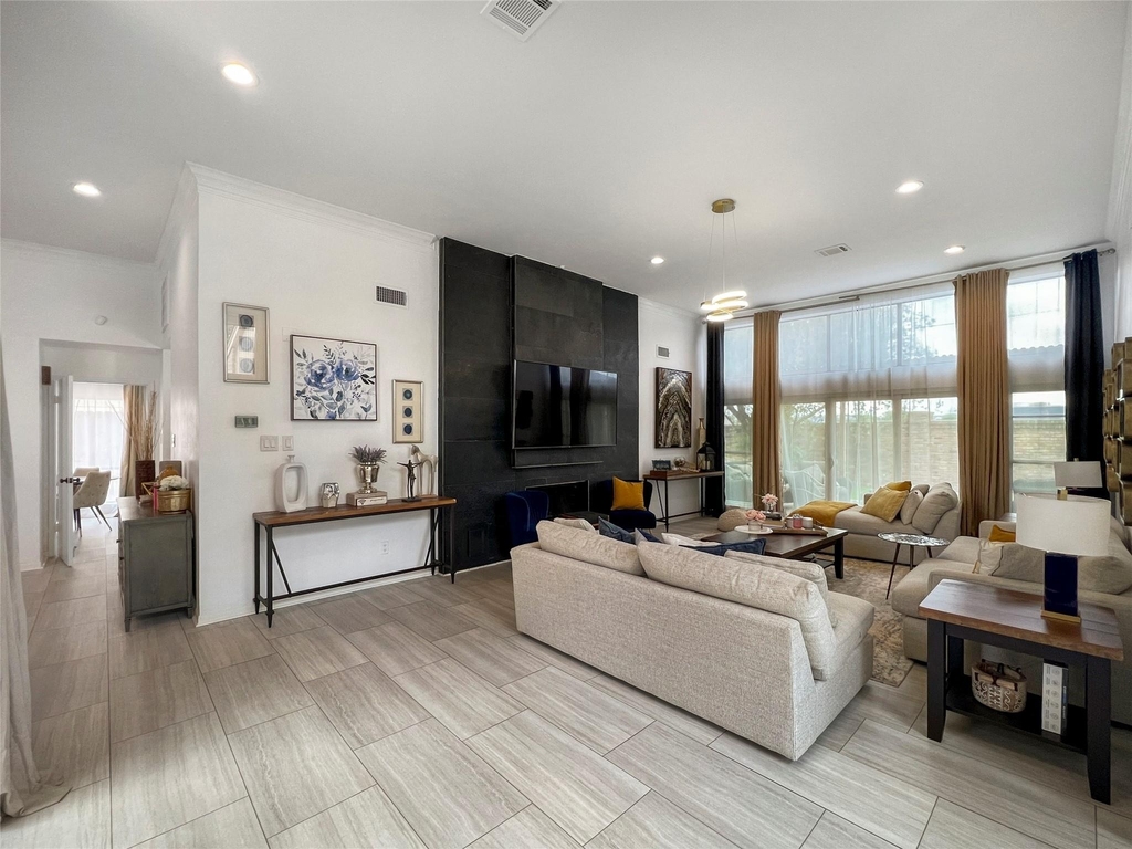2358 Binley Drive - Photo 7