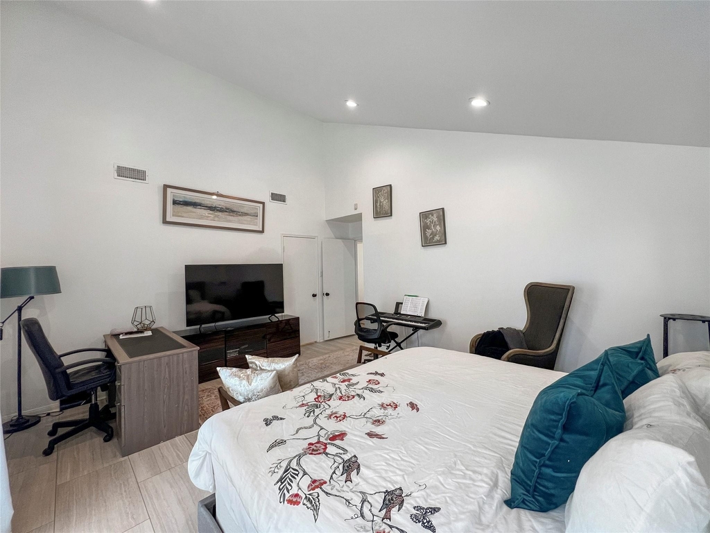 2358 Binley Drive - Photo 31