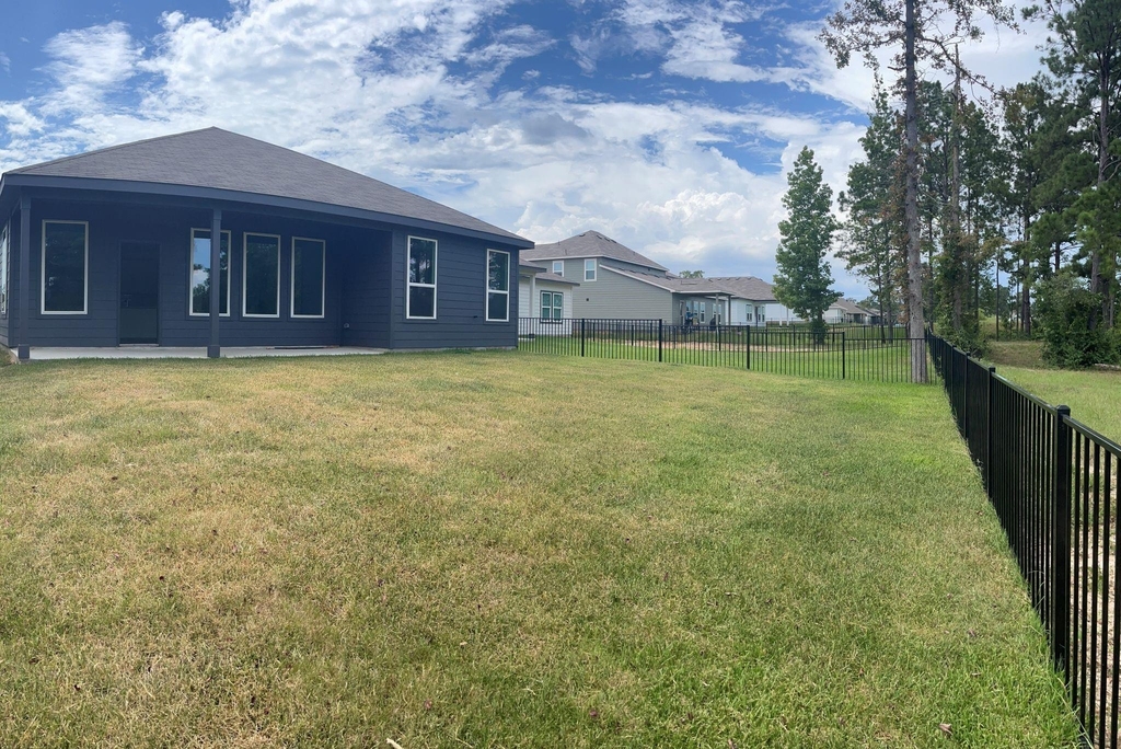545 Shoreview Drive - Photo 22