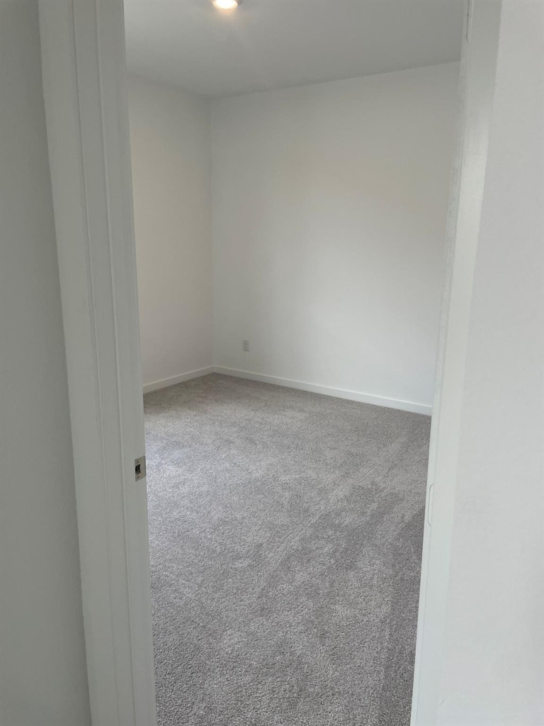 545 Shoreview Drive - Photo 17