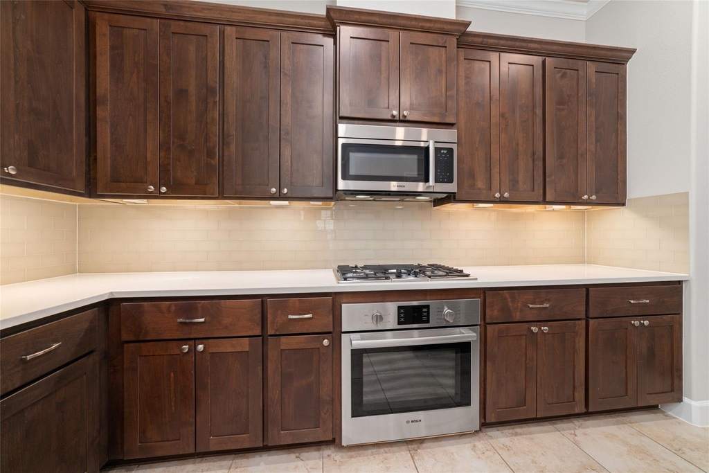 5020 Dickson Street - Photo 6