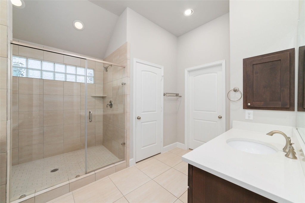 5020 Dickson Street - Photo 19