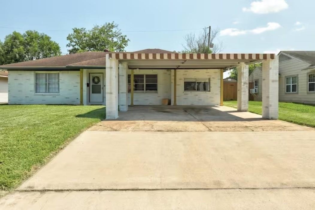 3606 Yosemite Street - Photo 0
