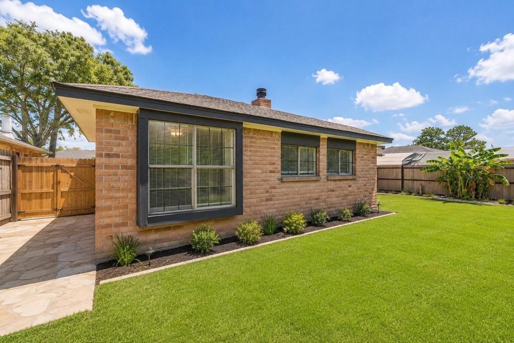 9438 Fuqua Street - Photo 26