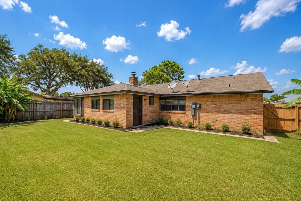 9438 Fuqua Street - Photo 28