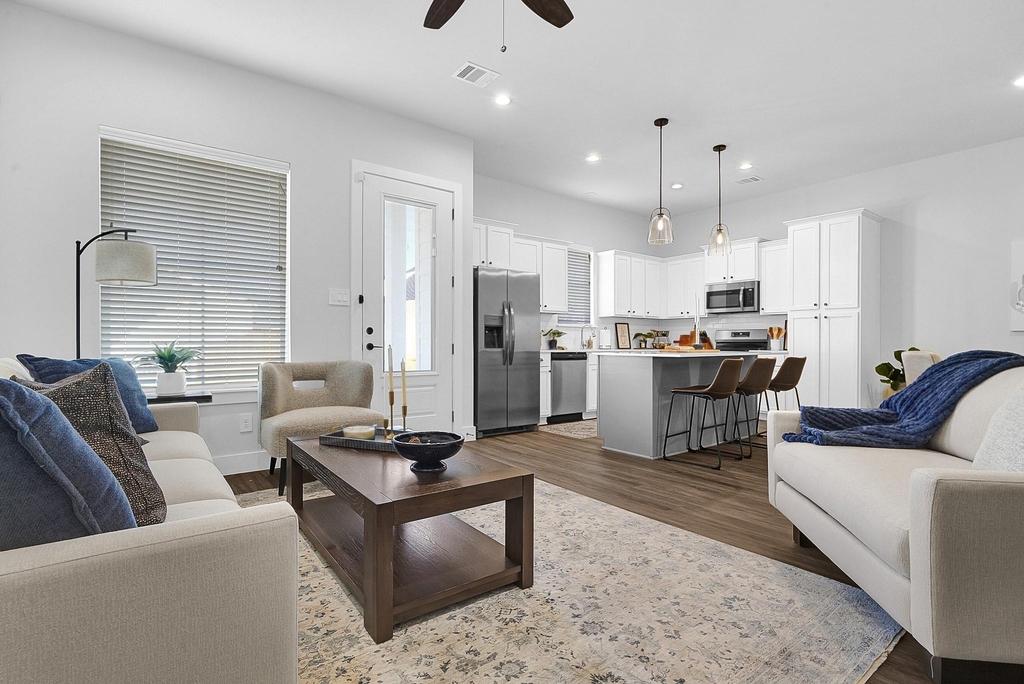 38634 Spur 149 Rd - Photo 4