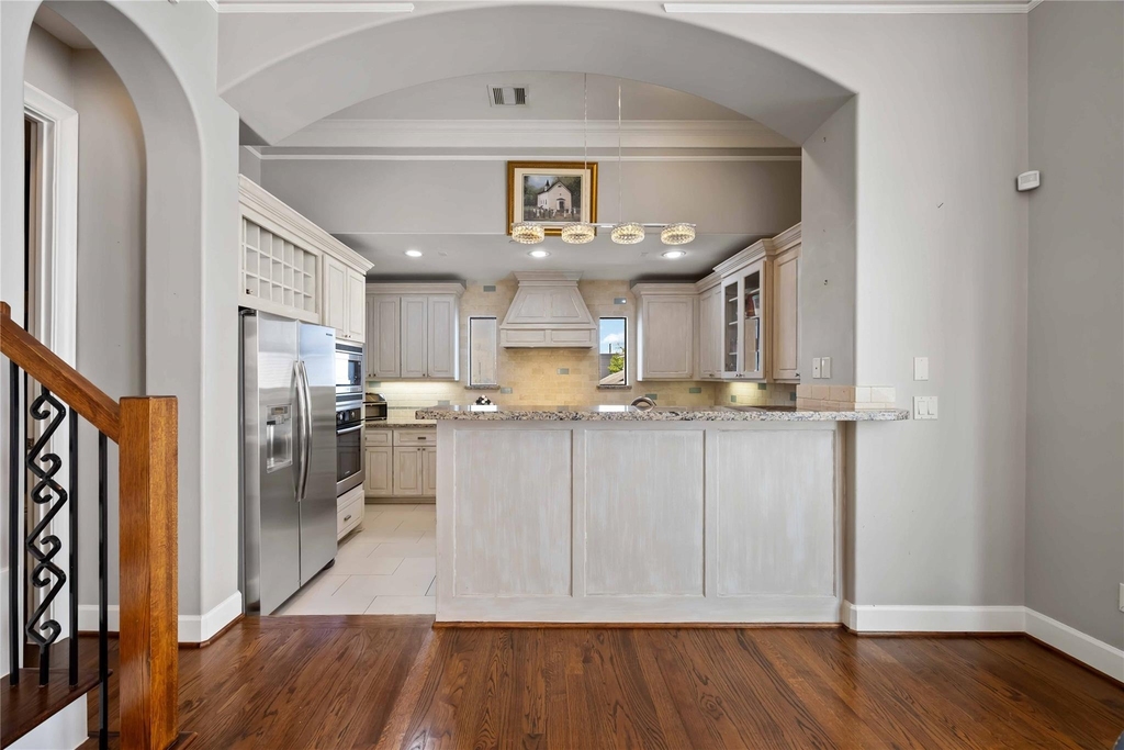 328 Bomar Street - Photo 9