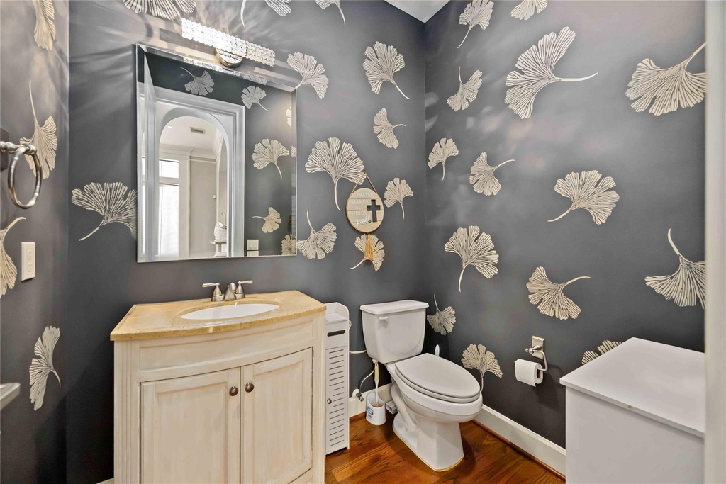 328 Bomar Street - Photo 8