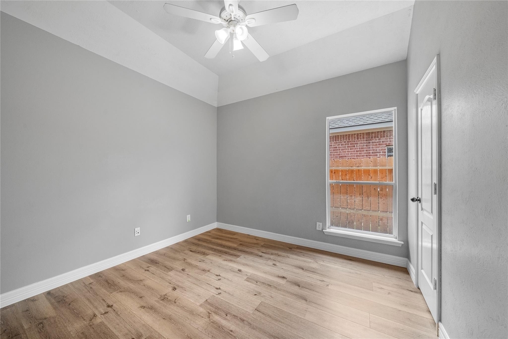 24910 Crystal Stone Lane - Photo 23