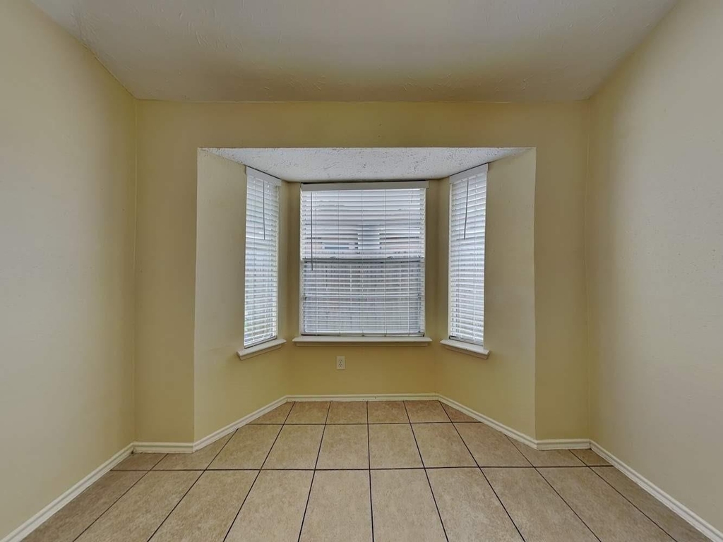 3902 Mattingham Drive - Photo 5