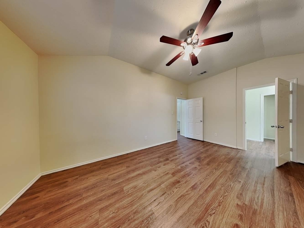 3902 Mattingham Drive - Photo 6