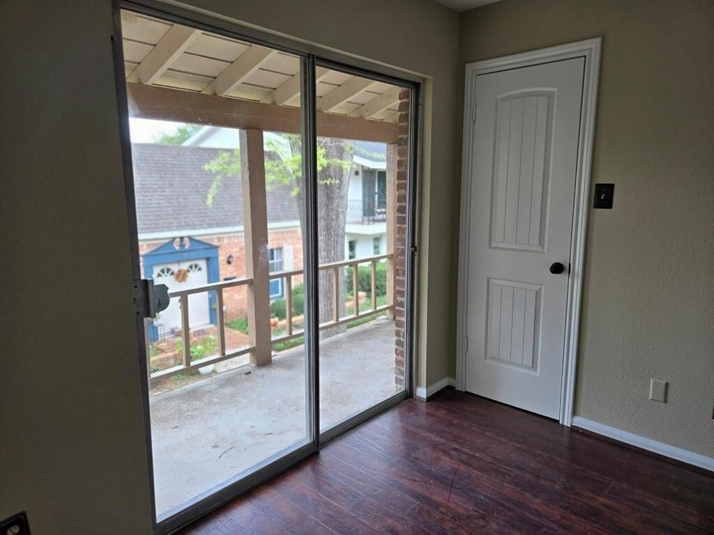 1779 Saxony Lane - Photo 12