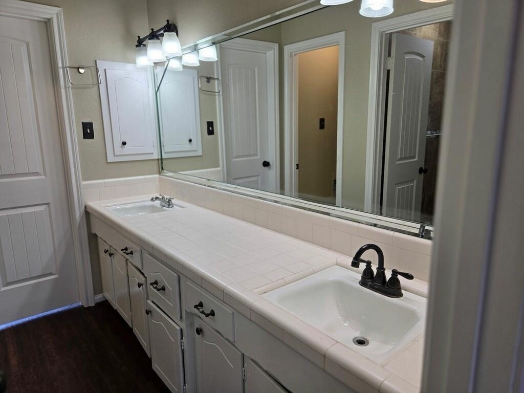 1779 Saxony Lane - Photo 15