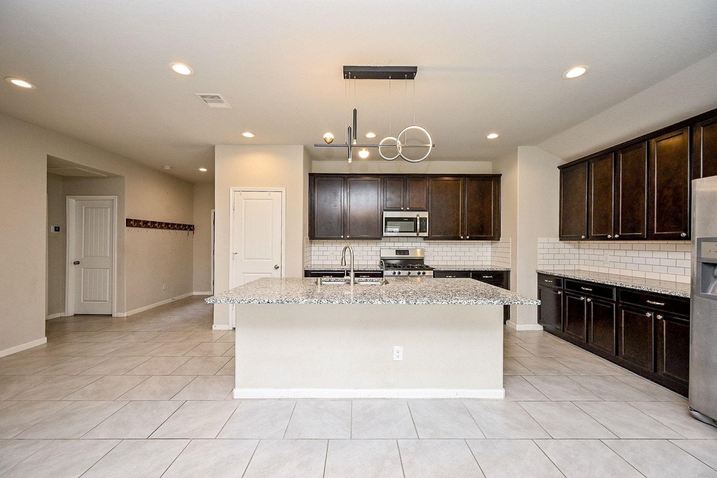 18335 Stablewood Manor Trail - Photo 3
