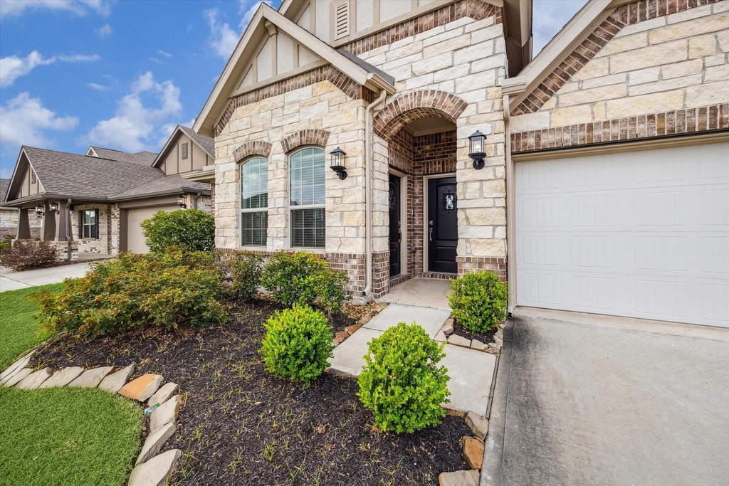 4838 Albany Ridge Lane - Photo 1
