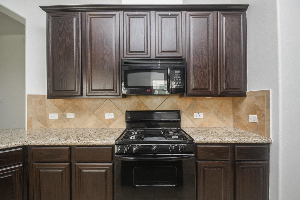 25038 Tancy Ranch Court - Photo 16