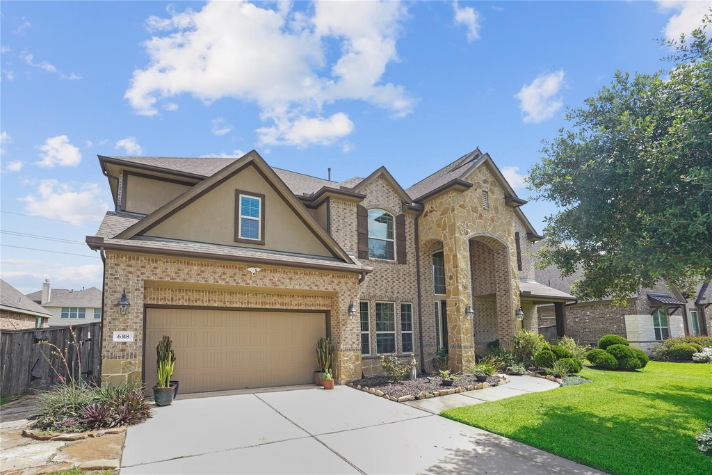 6318 Sunstone Falls - Photo 0