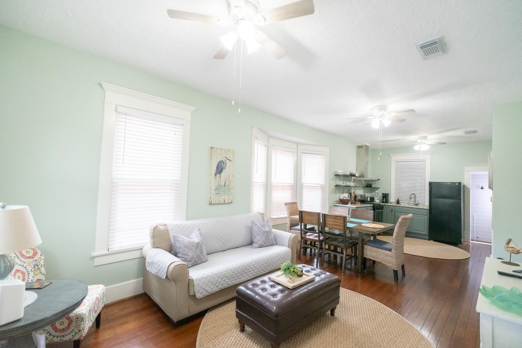 2124 35th Street - Photo 10
