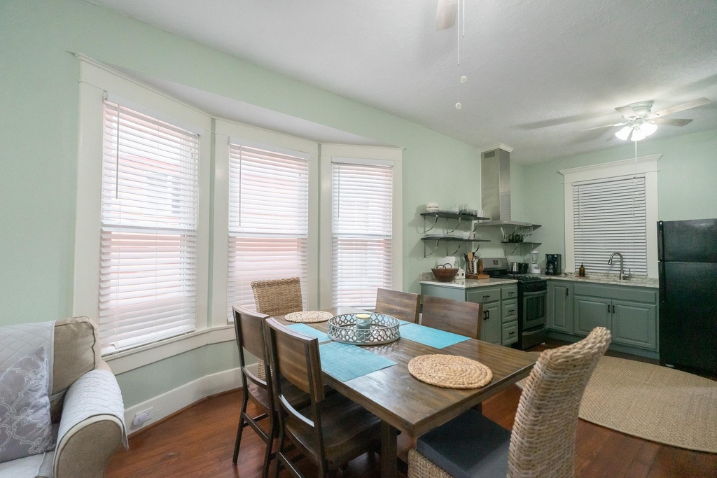 2124 35th Street - Photo 18