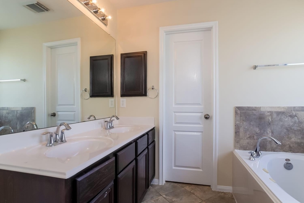 13321 Enchanted Way Drive - Photo 11