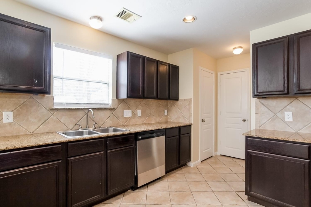13321 Enchanted Way Drive - Photo 5