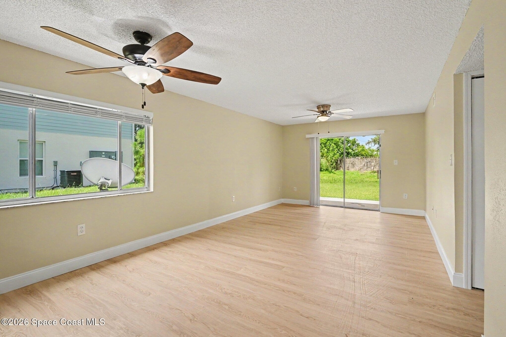 2294 Fox Hollow Drive - Photo 4