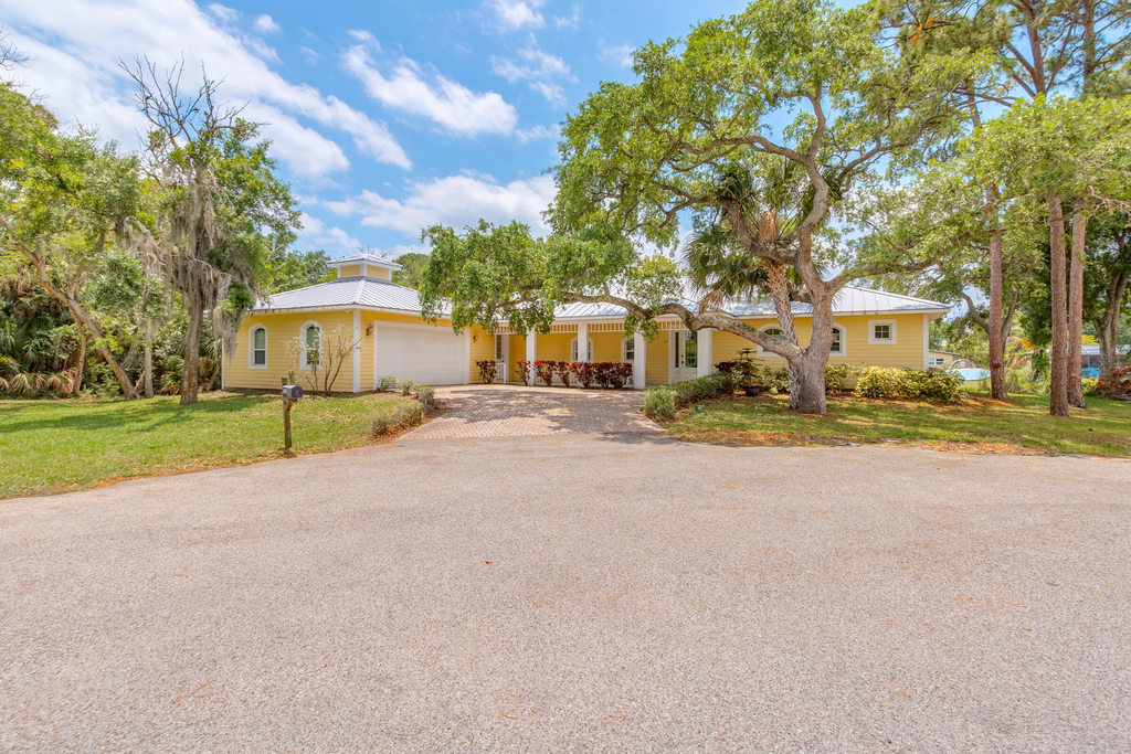 315 Enola Place - Photo 3