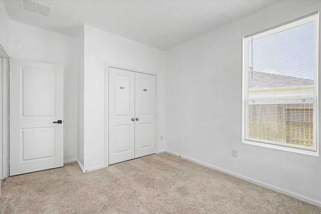 511 Louis Lane - Photo 22